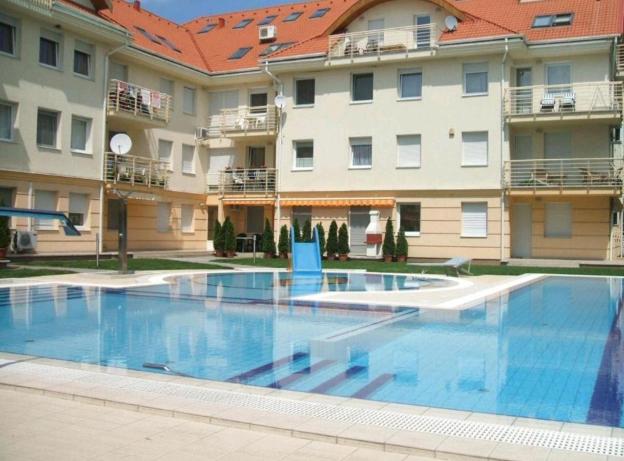 Mirage Wellness Apartman Hajdúszoboszló Eksteriør bilde